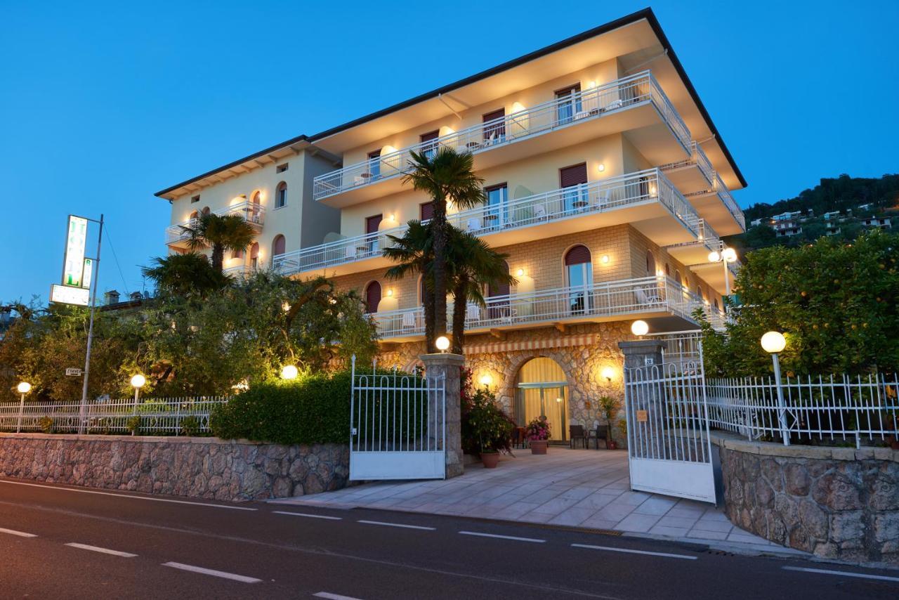 Hotel Benacus Торри-дель-Бенако Экстерьер фото