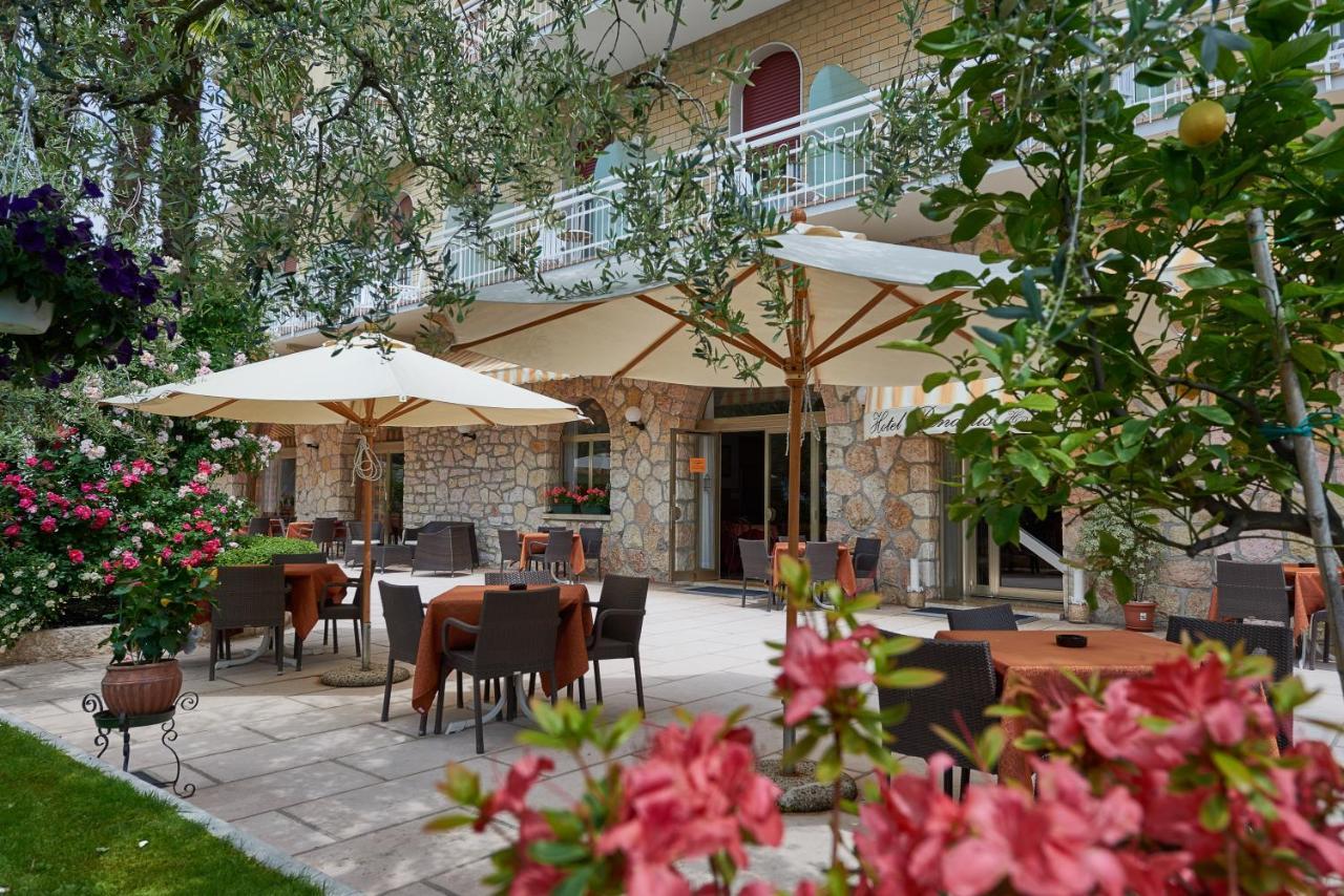 Hotel Benacus Торри-дель-Бенако Экстерьер фото