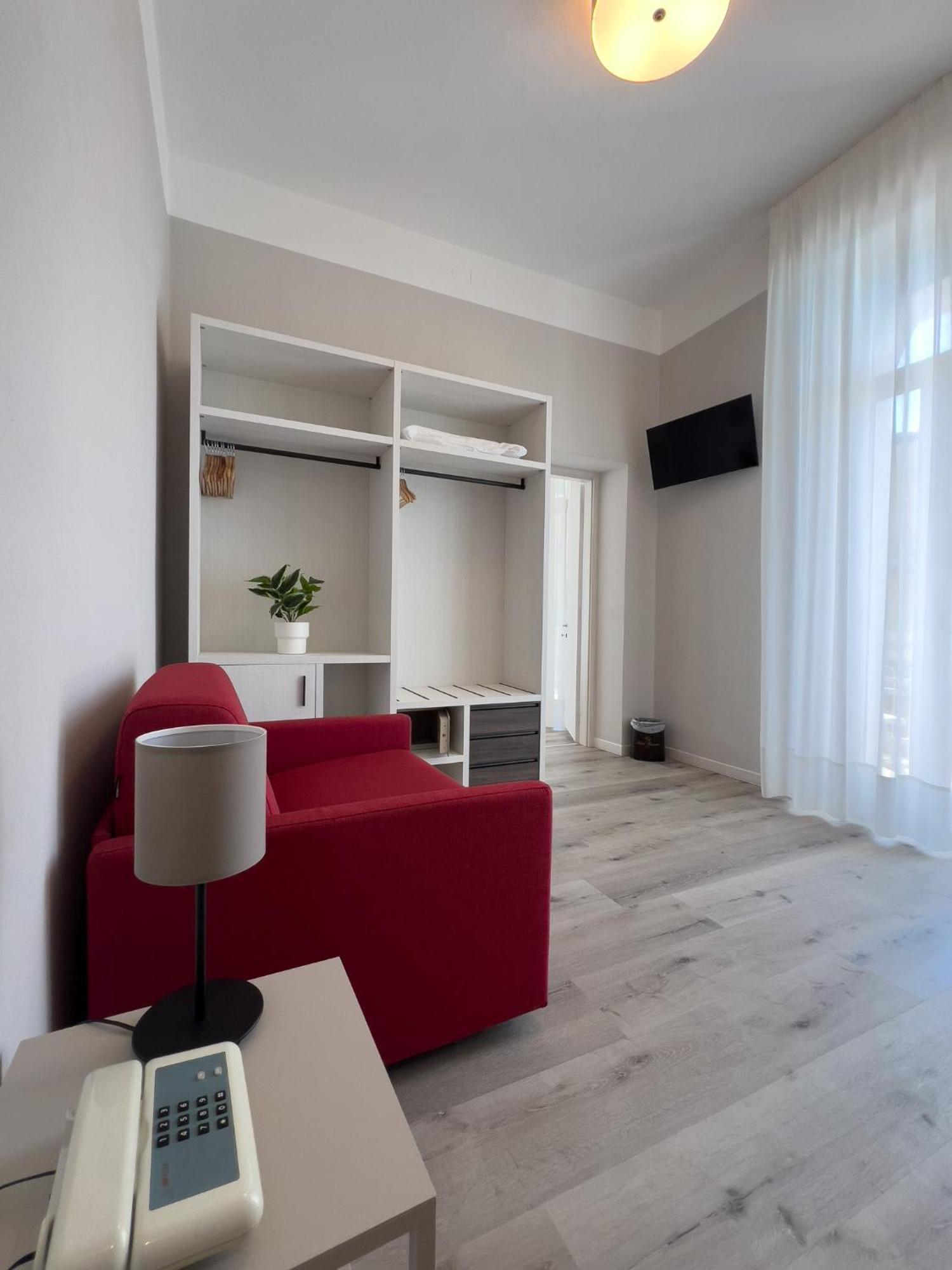 Hotel Benacus Торри-дель-Бенако Экстерьер фото