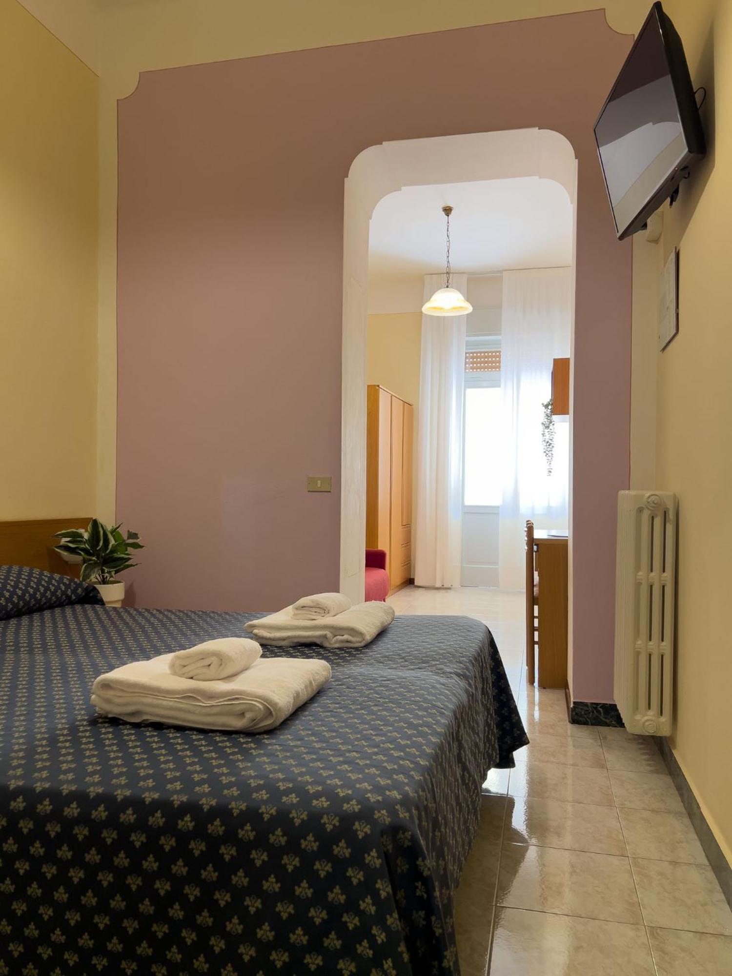 Hotel Benacus Торри-дель-Бенако Экстерьер фото